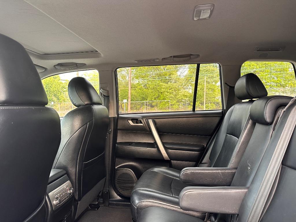 2012 Toyota Highlander Base - Photo 12